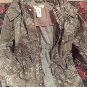 Light coat for girls